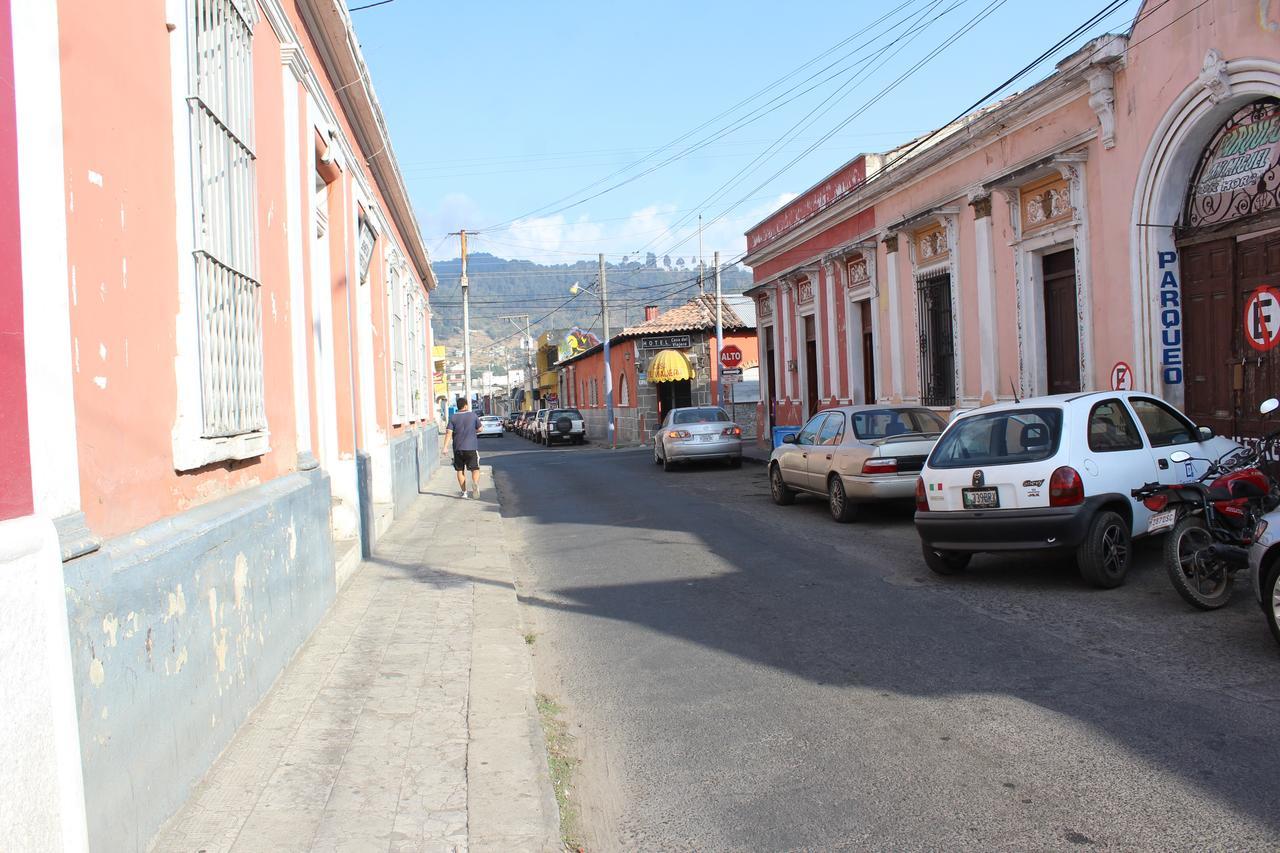 Hotel Casa Del Viajero Quetzaltenango Kültér fotó