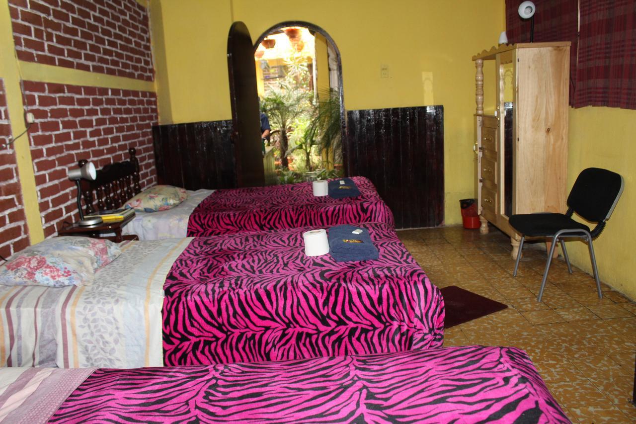 Hotel Casa Del Viajero Quetzaltenango Kültér fotó