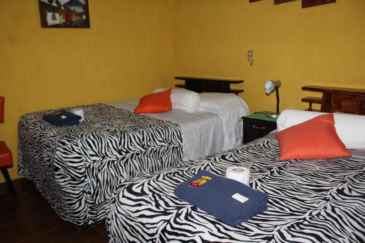 Hotel Casa Del Viajero Quetzaltenango Kültér fotó