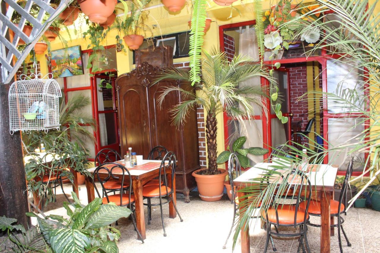 Hotel Casa Del Viajero Quetzaltenango Kültér fotó