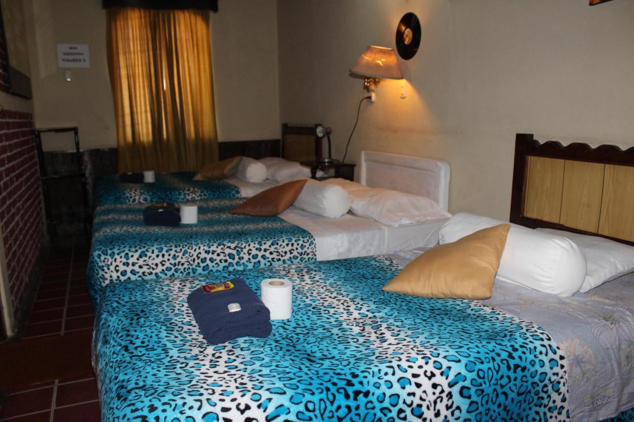 Hotel Casa Del Viajero Quetzaltenango Kültér fotó