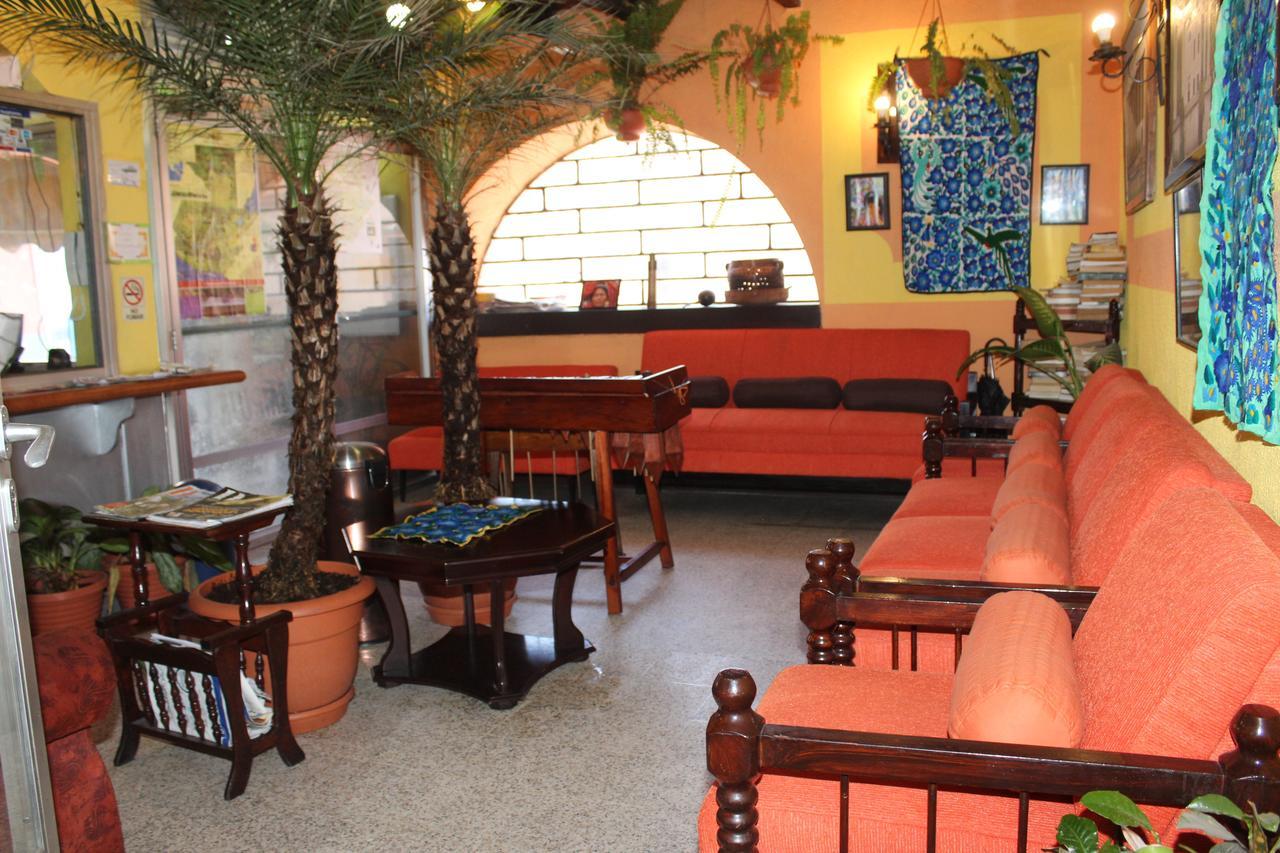 Hotel Casa Del Viajero Quetzaltenango Kültér fotó